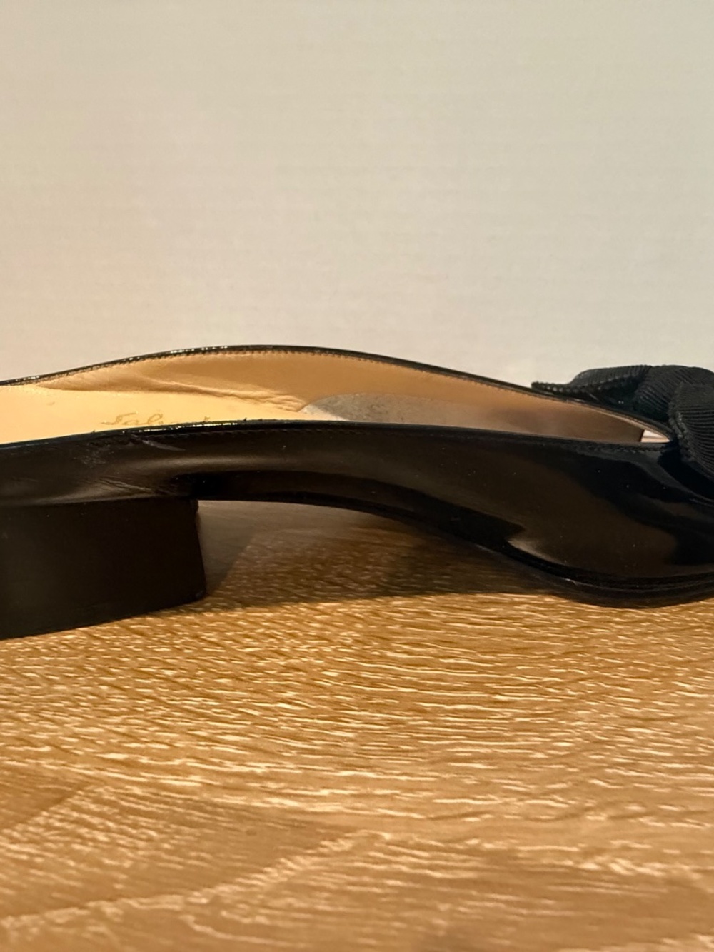 Salvatore Ferragamo Patent Leather Bow Slide Sandals - Picture 7 of 12